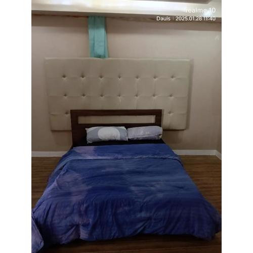 Private room with pool access