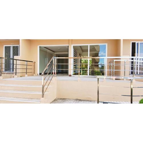 Private studio unit with balcony near the beaches