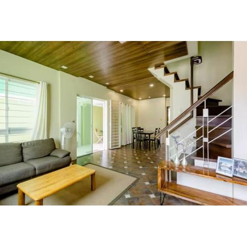 Private Townhouse (Serenia Homestay)