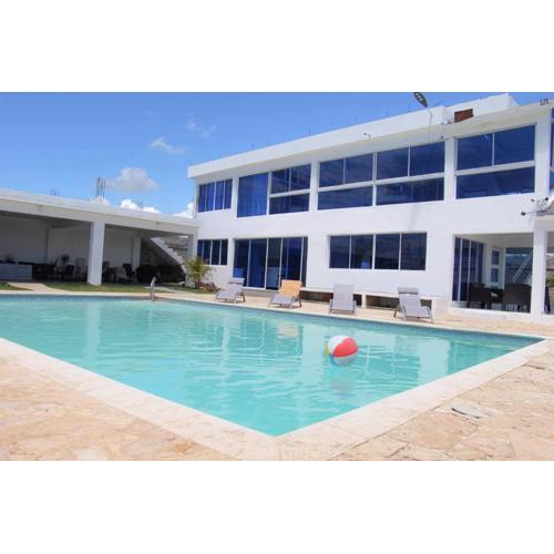 Private Villa w Pool BBQ Up to 25Guests