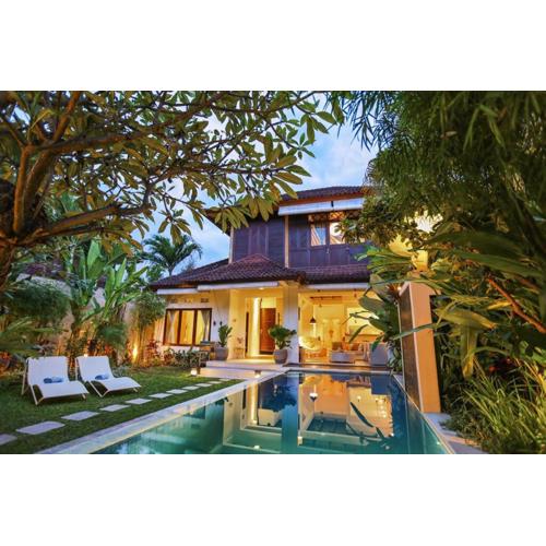 Private villa with pool near 66 in Seminyak