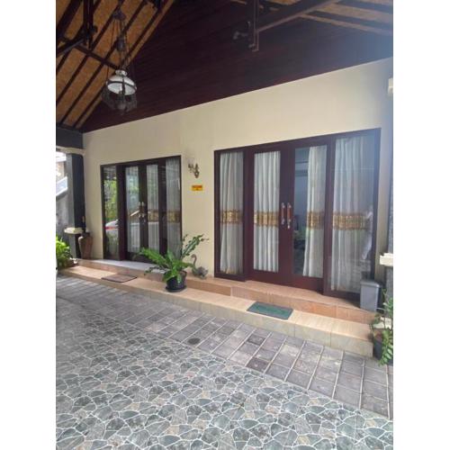 Privatzimmer, Private Rooms - Villa Ning