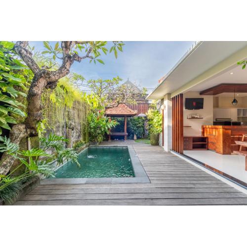 Puji Villa 3 in the heart of Berawa Canggu