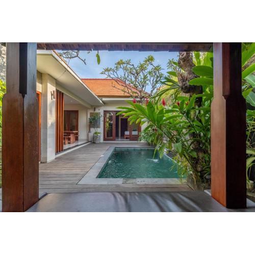 Puji Villa 4 with pool & bathtub 7 min to Finns Club