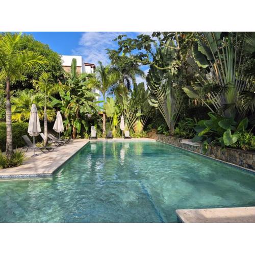 Punta Popy 3BR Duplex with Pool, Walk to Beach