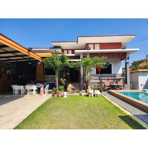 Puree Poolvilla Sattahip