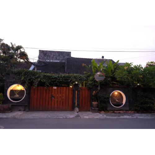 Puri Minggiran Guest House