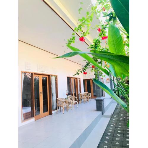 Putu Homestay