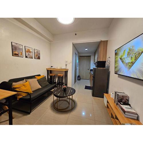 Q Workcation WFH Staycation