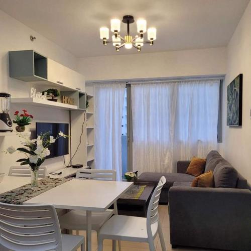 QE811 Cozy 1 BR & Sofa Bed Free WiFi & Pool Access