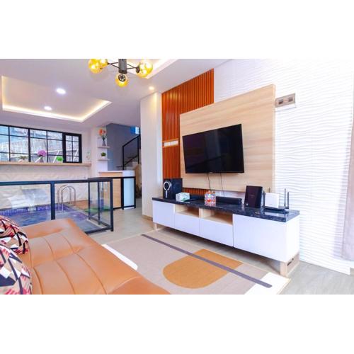 Quattrick Villa with Private Pool and Attic Room