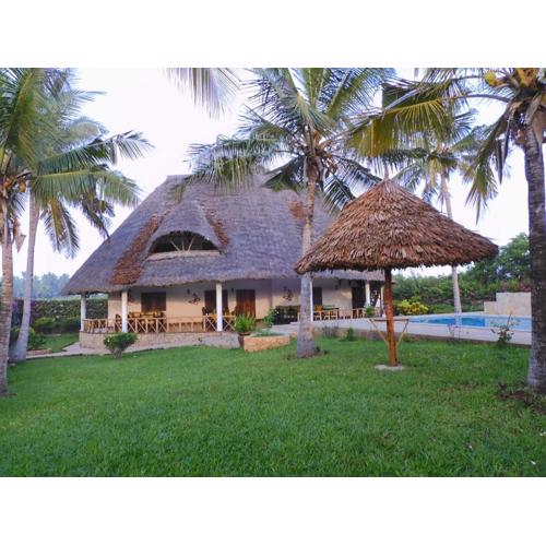 Queen K Cottages Watamu At Chrystal Homes