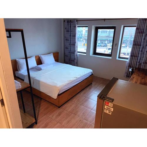 โรงแรมควีนส์ (Queen)