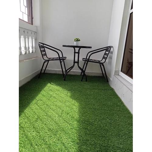 Queens Luxury Studio