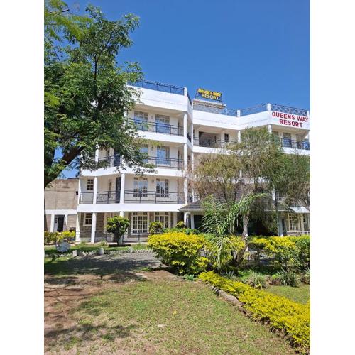 Queen`s Way Resort