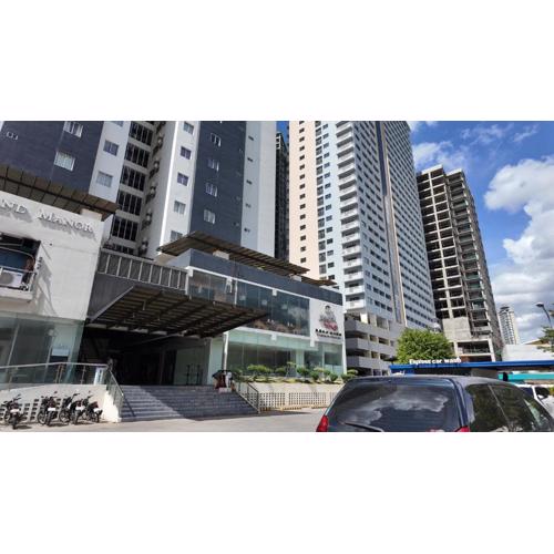 Queensland Manor Condominium Deluxe Suite