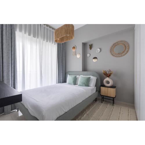 Quiet 1BR with river view