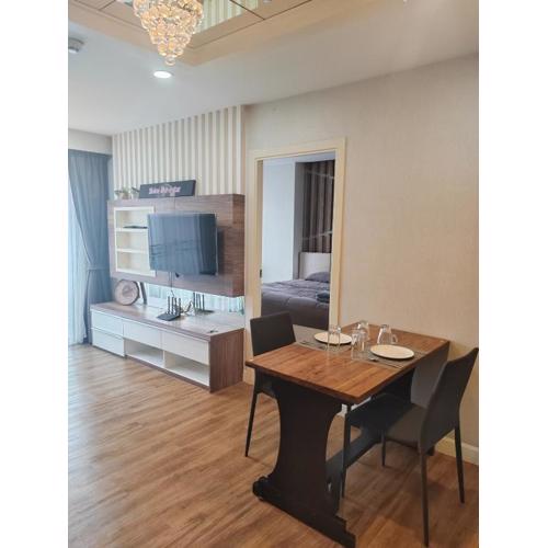 Quiet 2 bedroom apartment