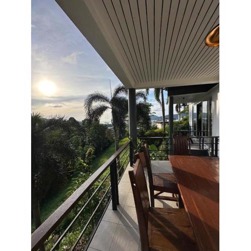 Quiet Seaview House 1 Bedroom Patong