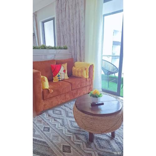Quzuri Homestay - Artesano Delux Studio near JKIA & SGR Nairobi