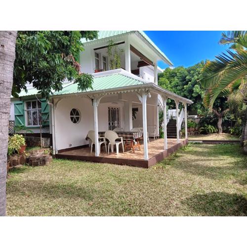 R GARDEN Pointe Aux Sables