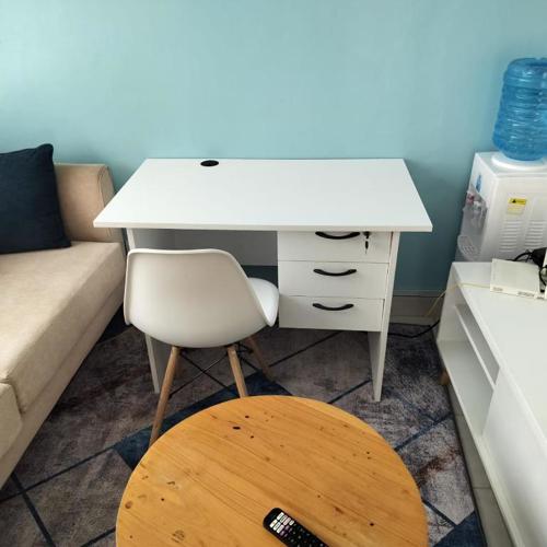 Racecourse Gardens studio Free WiFi & Parking