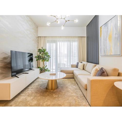 Radiant 1BR in Burj Royale - Downtown Dubai
