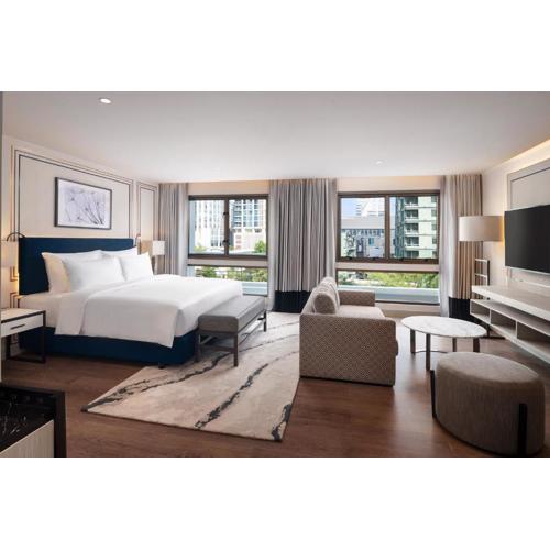 Radisson Hotel Chateau de Bangkok