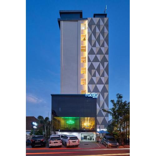 Radja Art and Boutique Hotel Simpang Lima