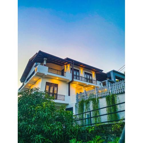 Raji's Luana Lounge - Galle