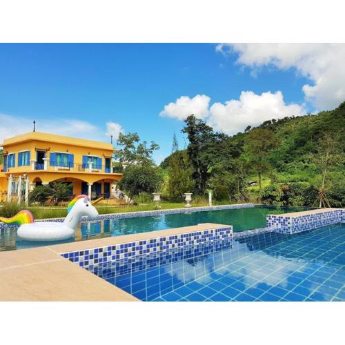 Rak Na Suan Pueng Resort