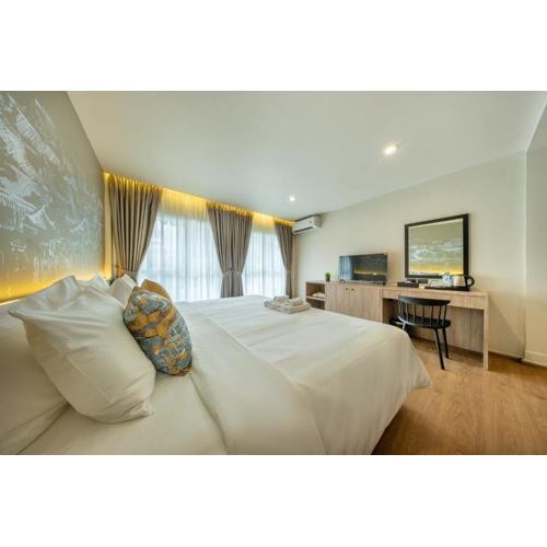 Ralph Poshtel Sukhumvit