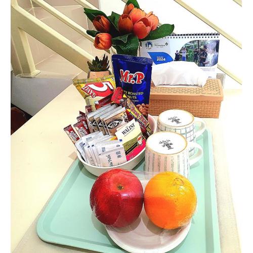 RAM Homestay Sharia, 5 Adults 1 Child, Ideal Stay Between Bromo & South Malang Beaches