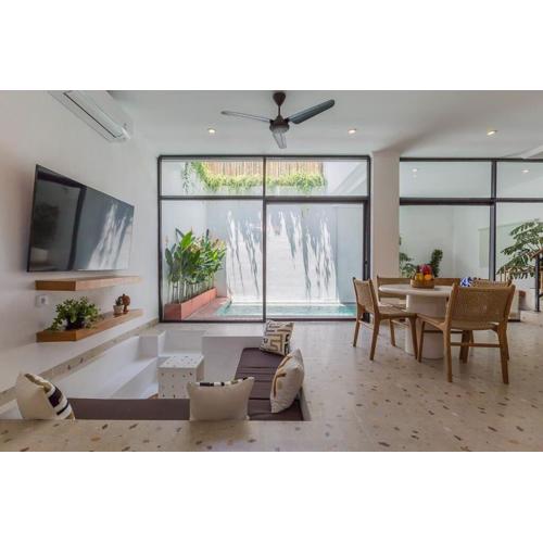 Rare brand new rice field views, central Canggu