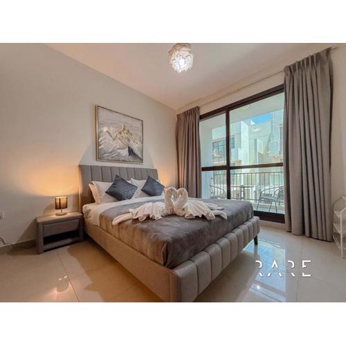 Rare Holiday Homes - Jumeirah Village Circle - La Riviera Estates B - R106