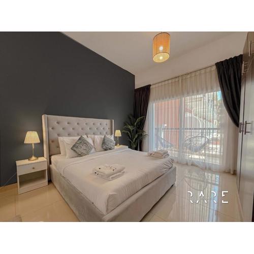 Rare Holiday Homes - Jumeirah Village Circle - Near Circle Mall - Botanica Tower - R105