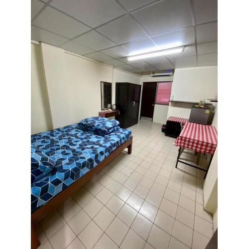 Ratanawong Place 444