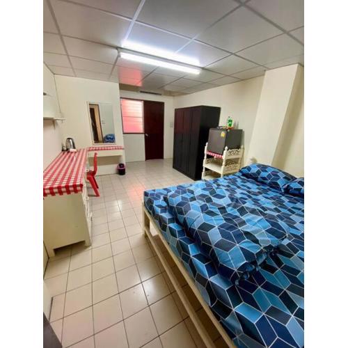 Ratanawong Place 445