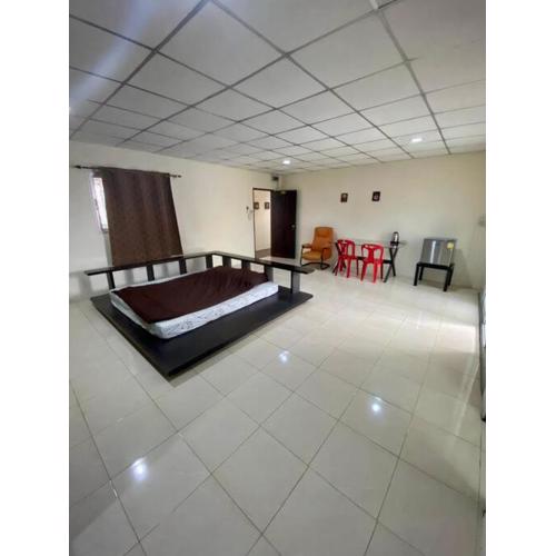 Ratanawong Place 523