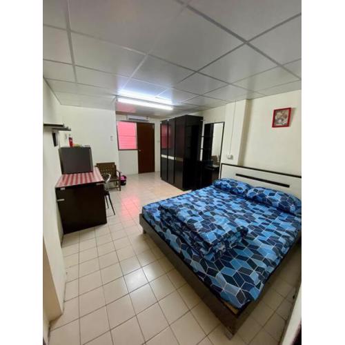 Ratanawong Place 553