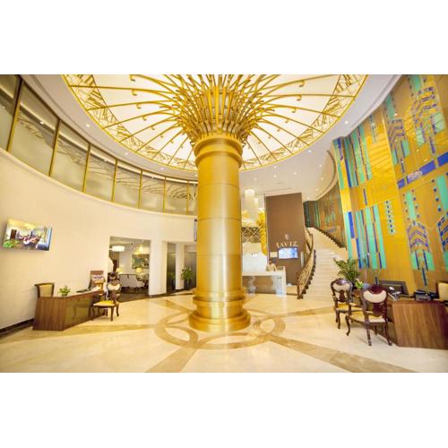 Raviz Center Point Hotel