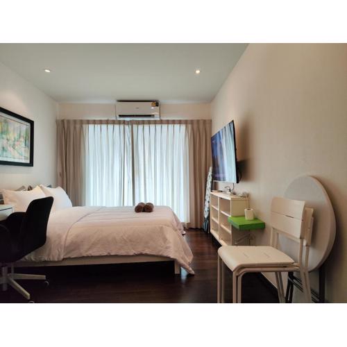 Rawai Beachfront - Studio room on 2 floor