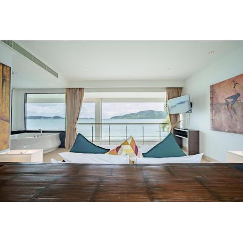 Raya Villa, 2 Bed Beachfront Villa Private Pool