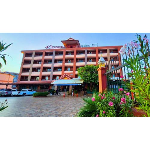 Rayong Lanna Hotel