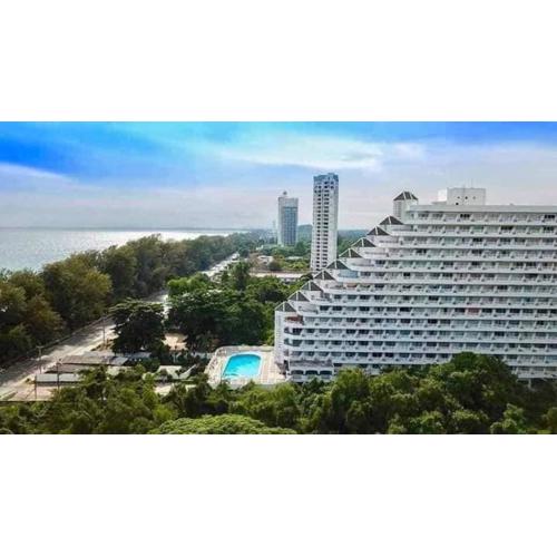 Rayongcondo Chain by Mona