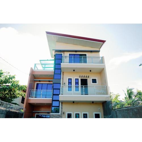 Rb's Three Storey House