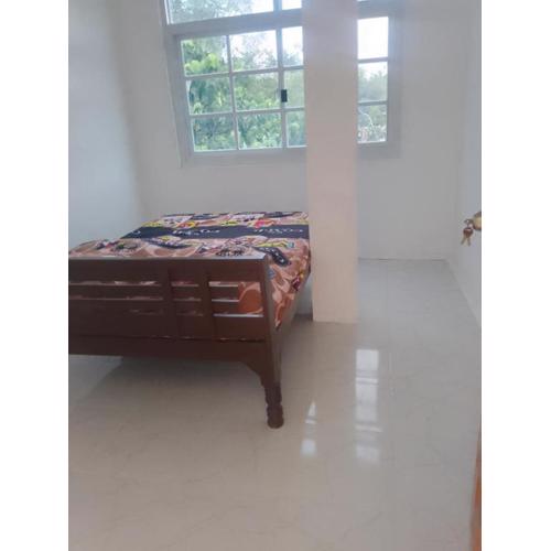 RDV 621 Guesthouse Purok 1 Barangay 49 Tanawan Street Bigaa Legazpi City