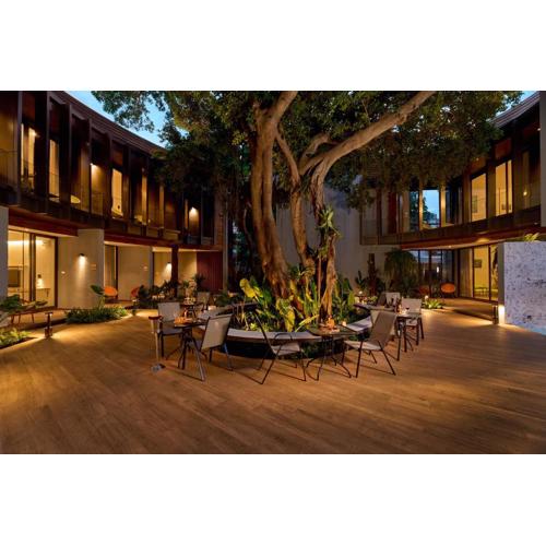 Red Door Samsen Hotel, Bangkok