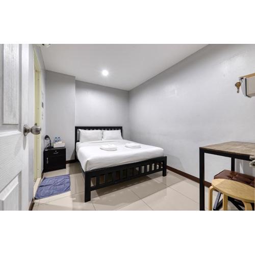 Red Pin Inn 好运旅馆