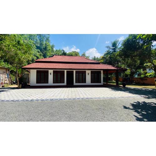 RED ROSE HOLIDAY HOUSE